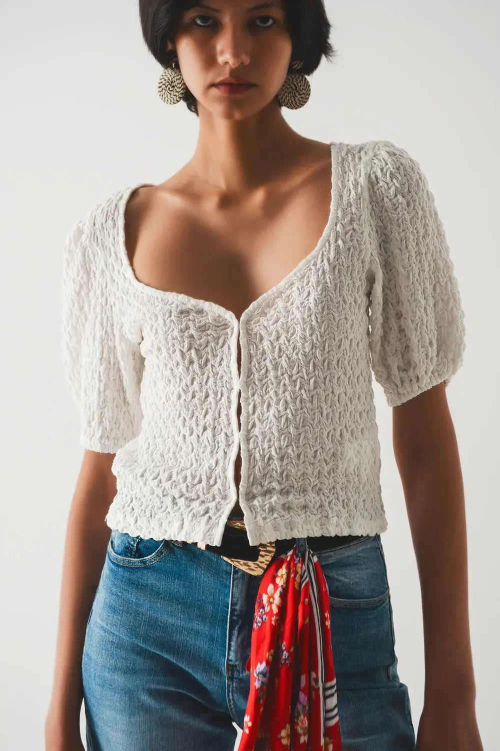 Top with balloon sleeves and hook-and-eye closure in white - Shirts Tops