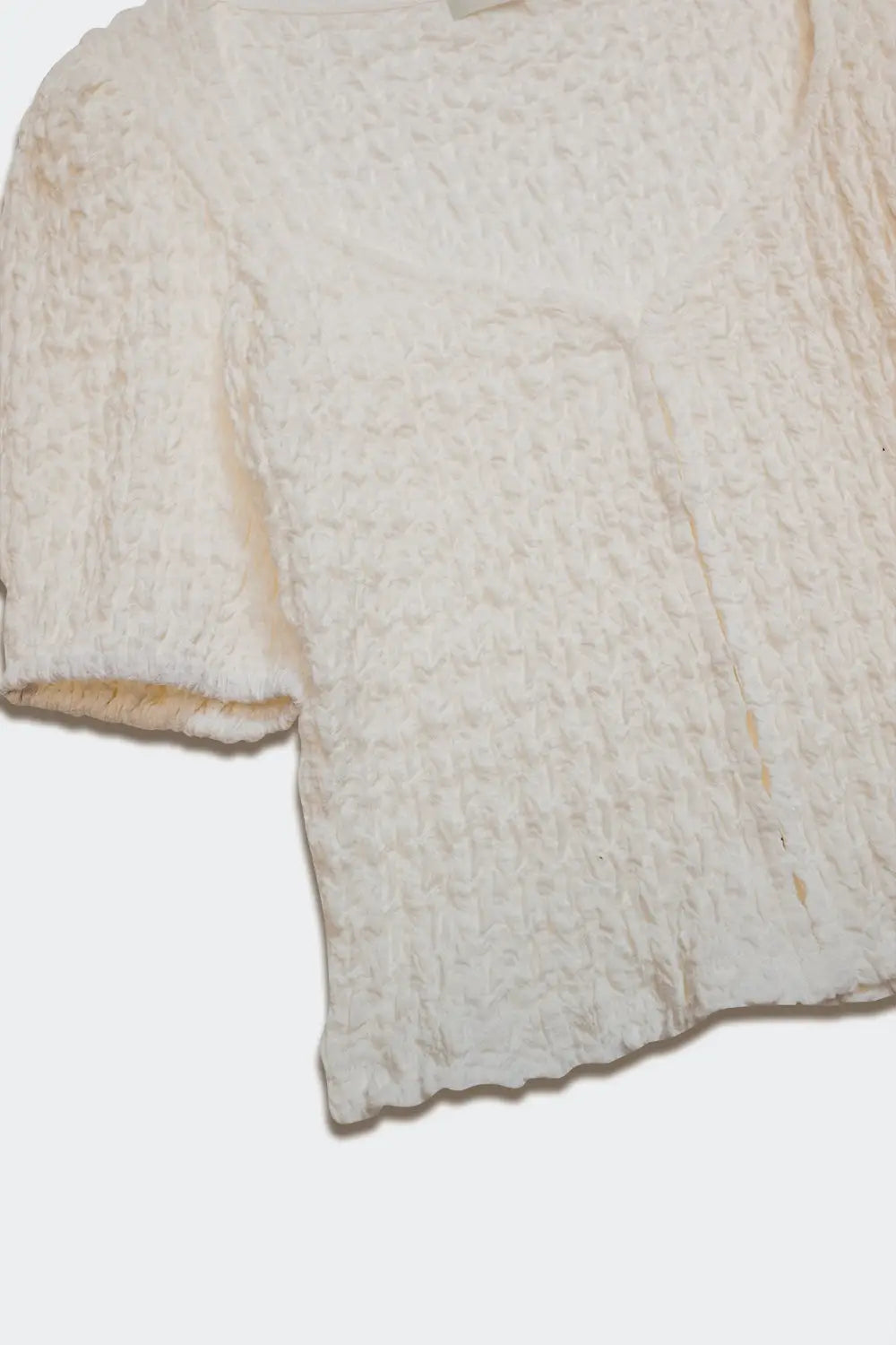 Top with balloon sleeves and hook-and-eye closure in white - Shirts Tops