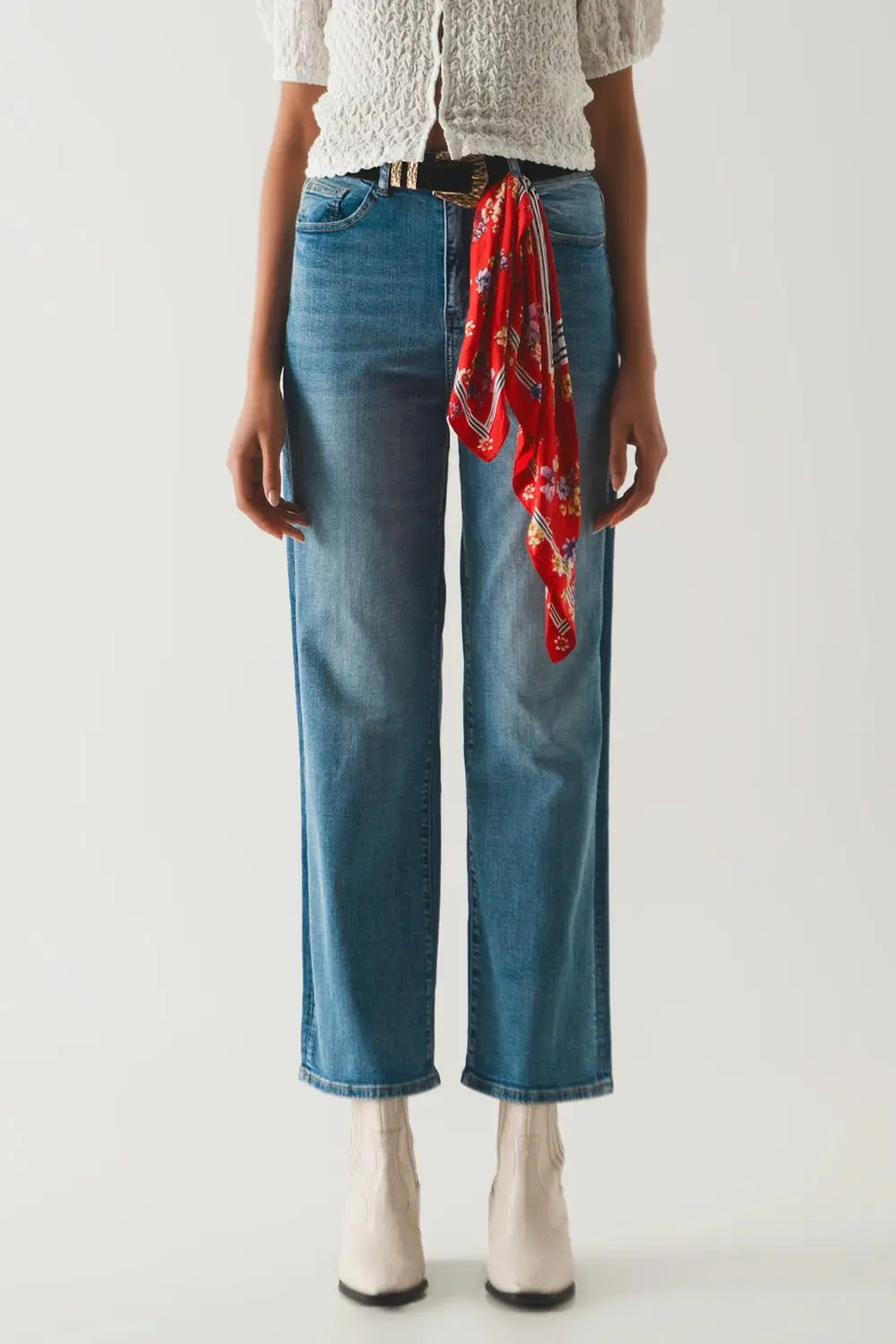 Cotton high waist straight leg jeans in vintage blue