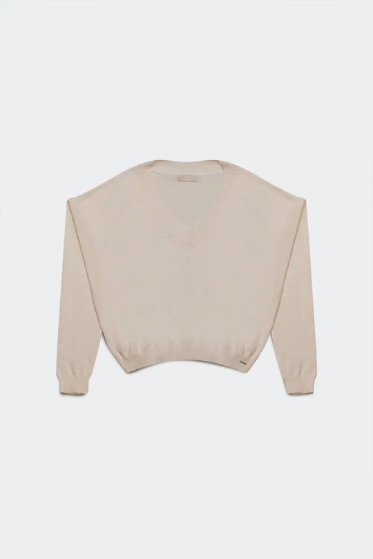 v neck fine knit sweater in cream - Sweaters