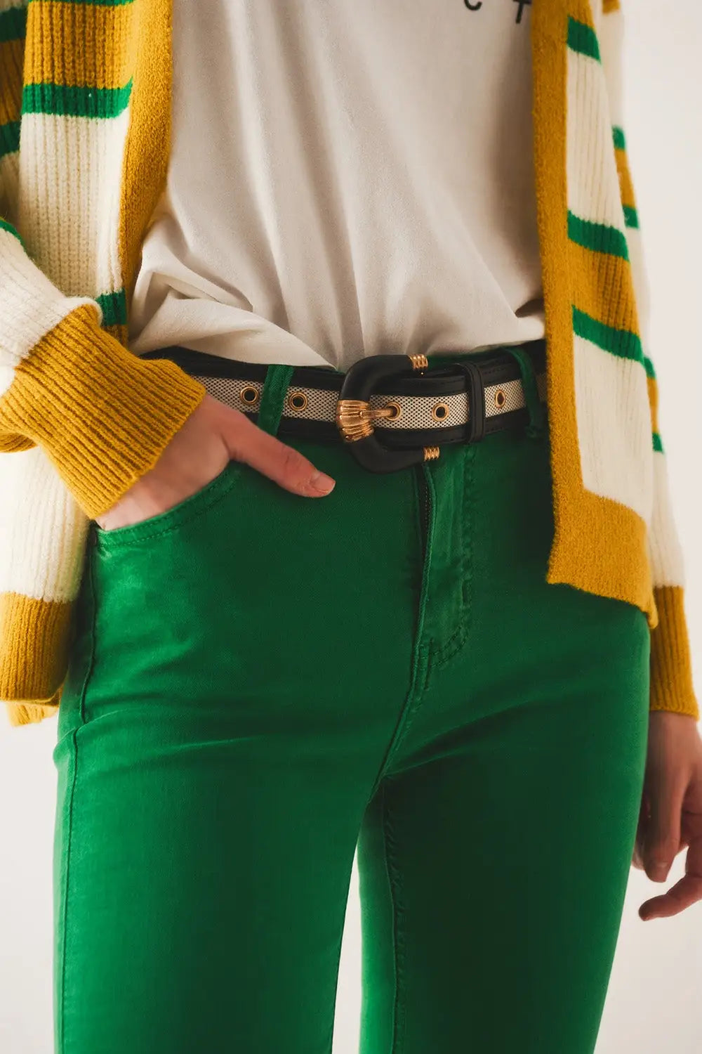Flare jeans with raw hem edge in bright green - Colored Jeans