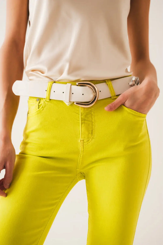 Flare jeans with raw hem edge in yellow - Colored Jeans