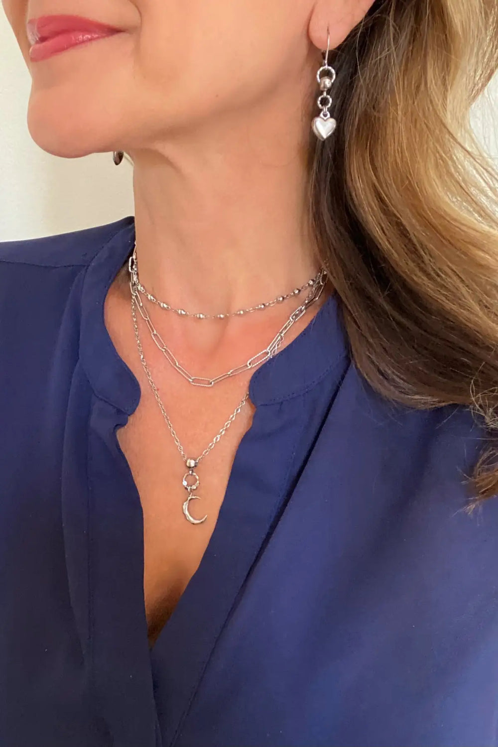 TINY MOON NECKLACE
