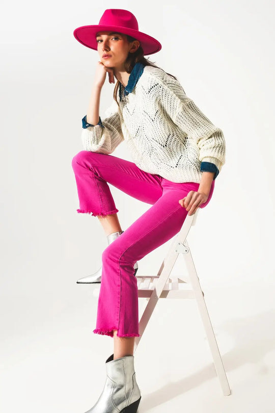 Flare jeans with raw hem edge in fuchsia - Colored Jeans