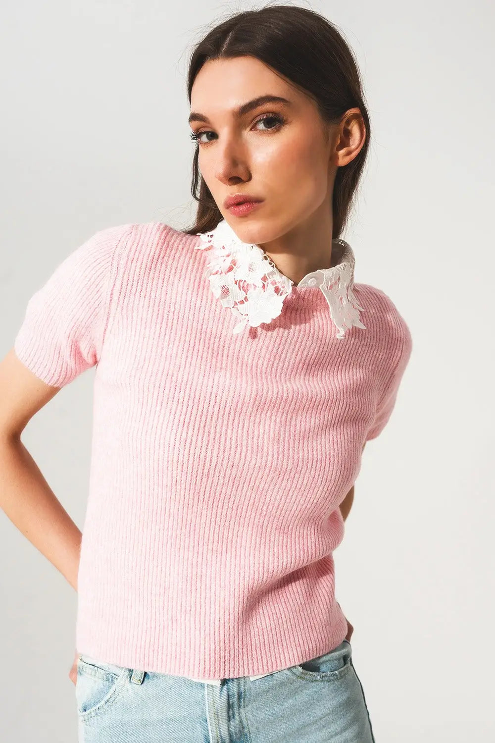 Ribbed short sleeve crop knitted top in pink - Sweaters