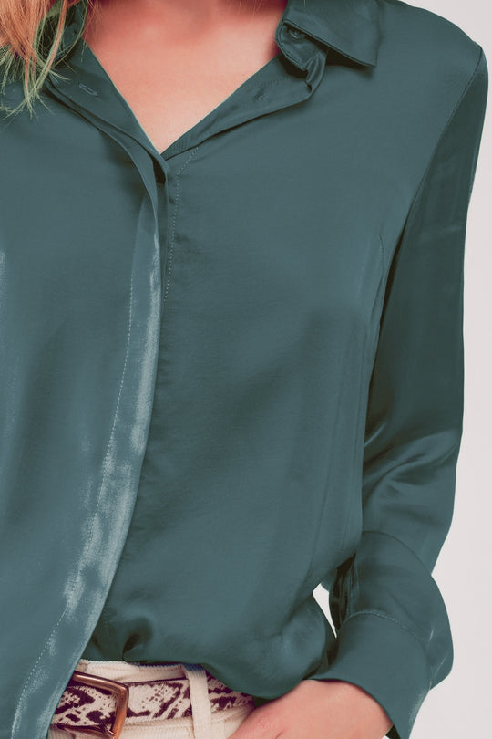 Satin shirt in green