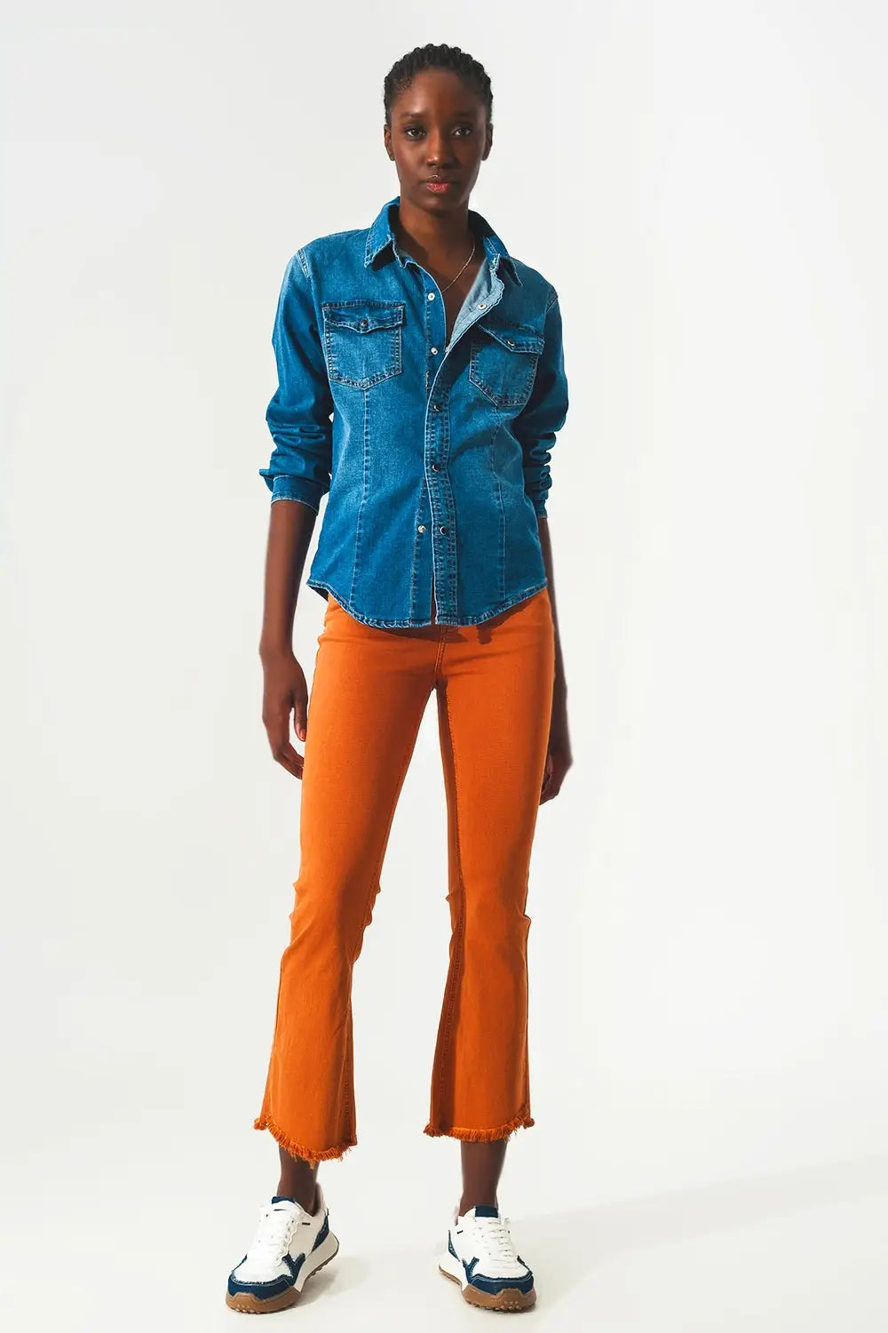 Flare jeans with raw hem edge in orange - Colored Jeans