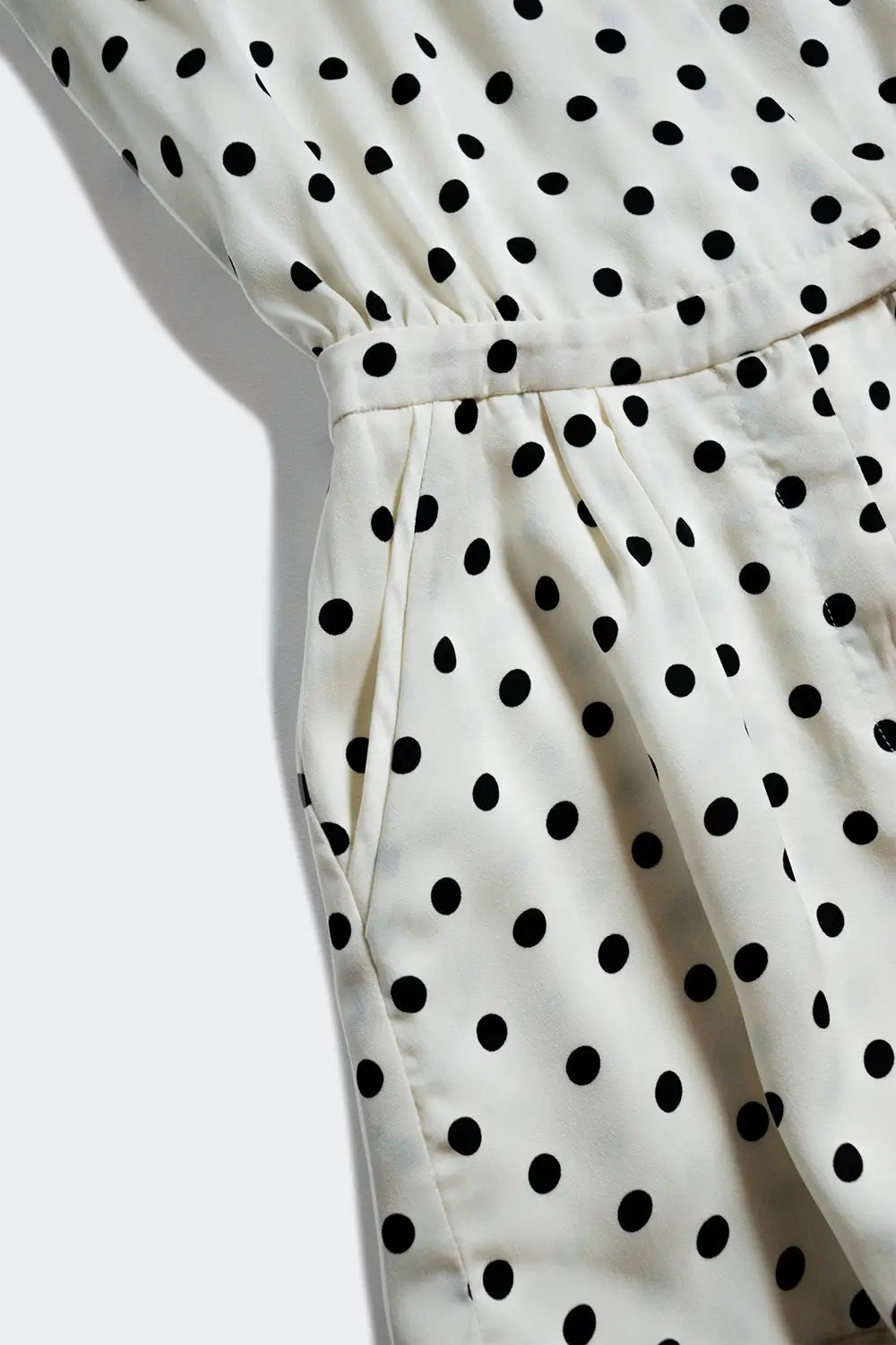 Wrap playsuit in spot print - Jumpsuits