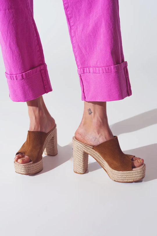 Straight Leg Jeans with Cropped Hem in Fuchsia - Colored Jeans