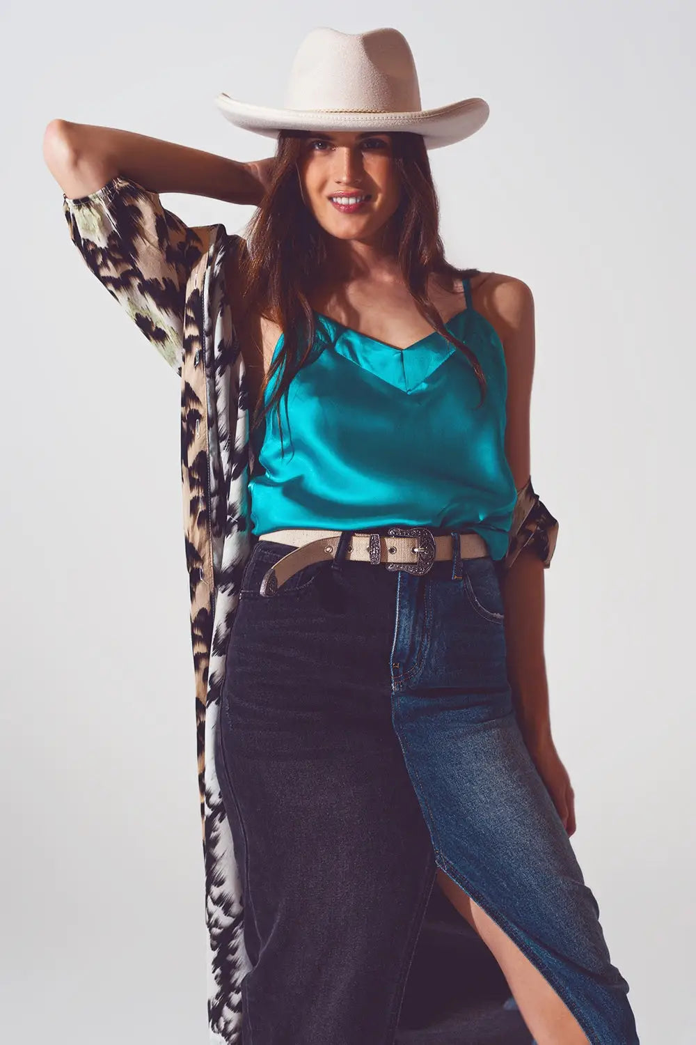 Satin crop top in turquoise - Tops