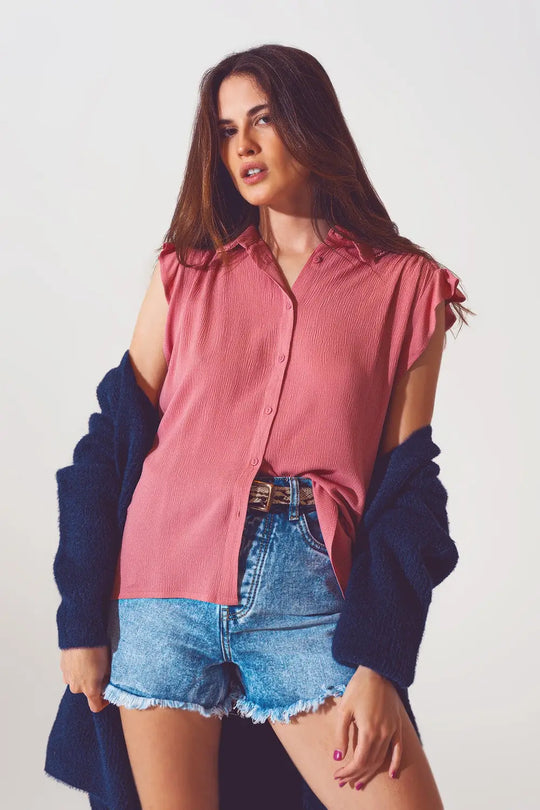 Blouse with frill short sleeve in pink - Shirts