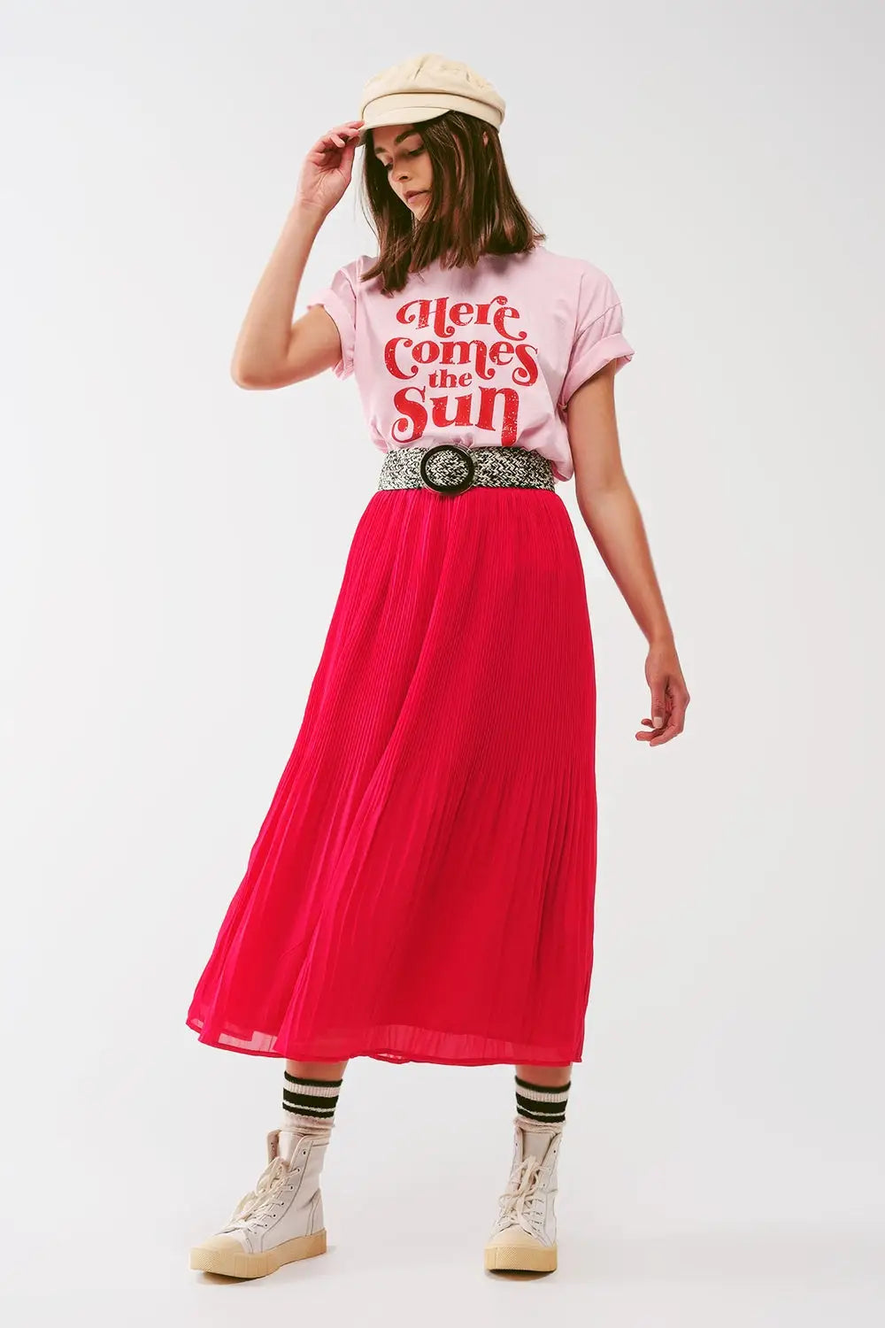 T-Shirt with Here Comes The Sun text in Pink - PINK / ONE - T-Shirts