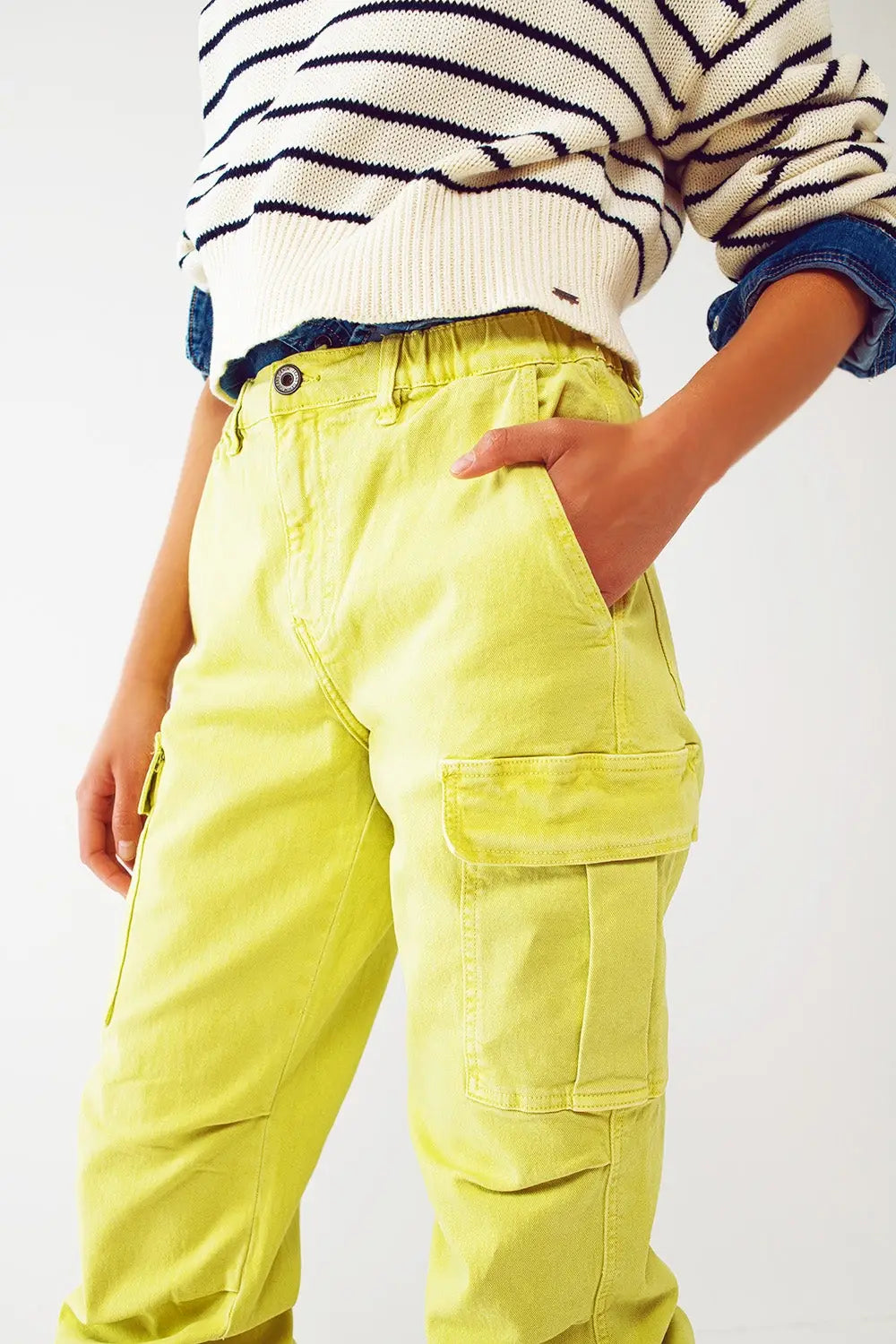 Cargo Pants with Tassel ends in lime - Colored Jeans
