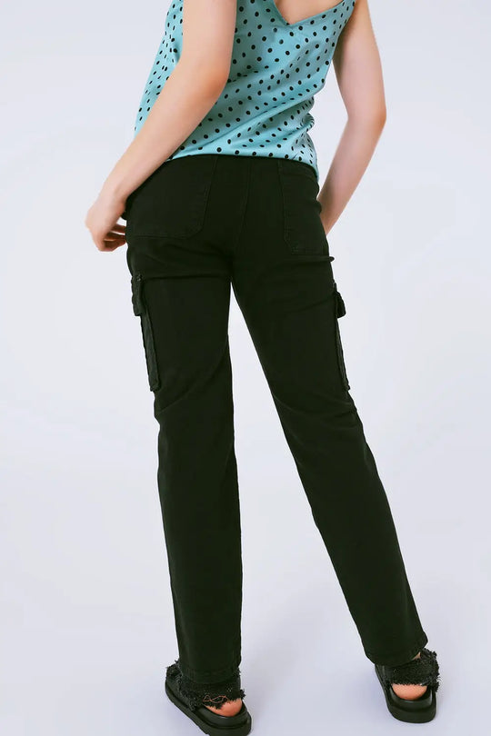 Relaxed cargo pants in black - Colored Jeans