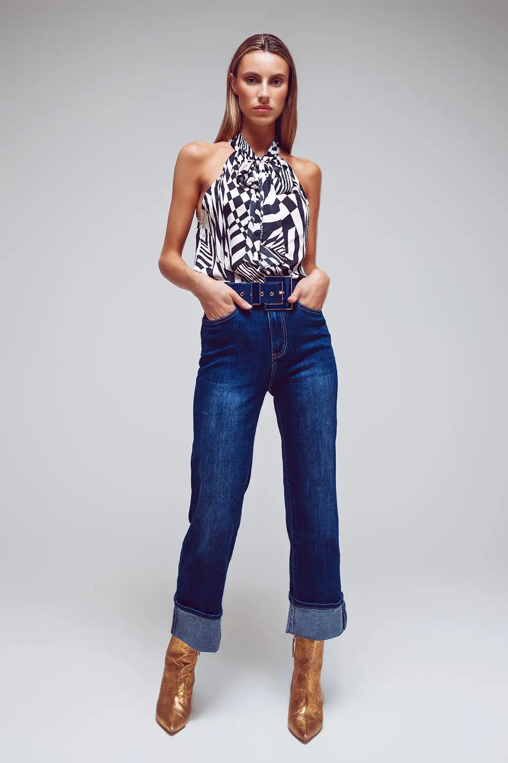 Halter Top With Tie Neck in Abstract Black and White Print - Shirts Tops