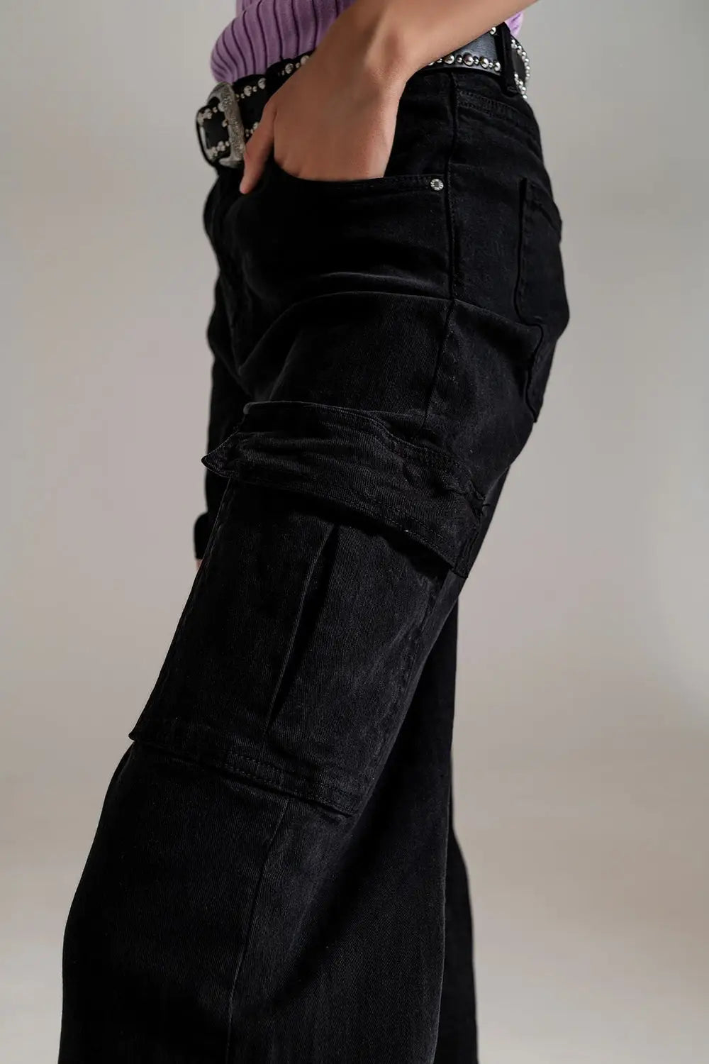 Straight Leg Cargo Jeans in Black - Colored Jeans