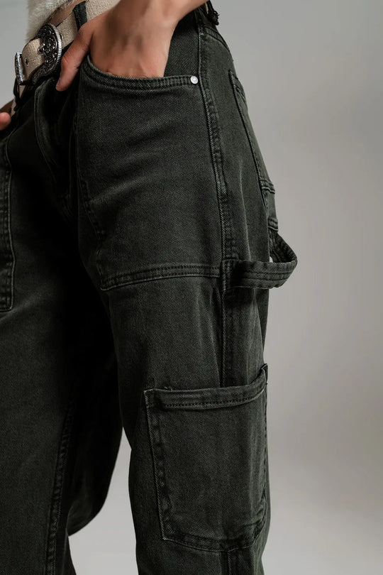 Straight Leg Cargo Pants in dark green - Colored Jeans
