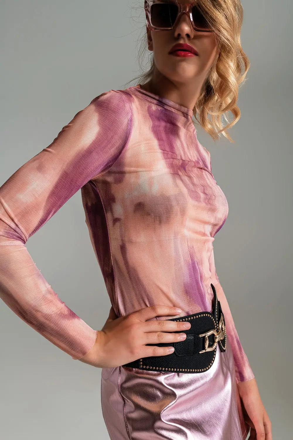 Mesh Top Rouched At The Side In Abstract Pink Print - T-Shirts