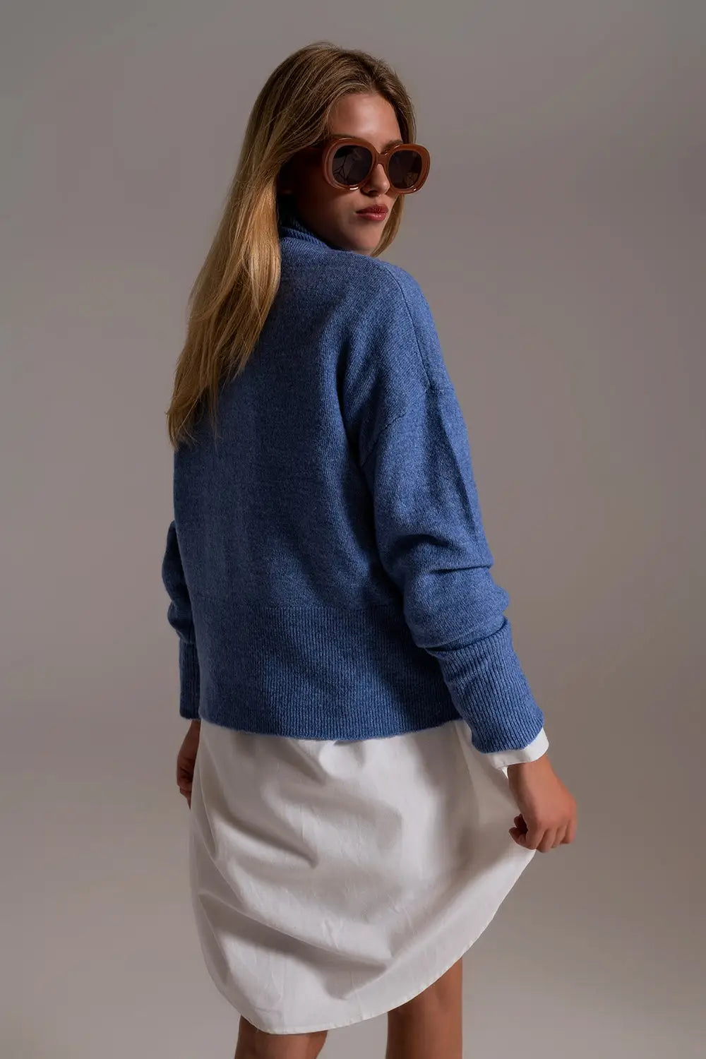 Blue turtleneck sweater in a soft knitted fabric - Sweaters