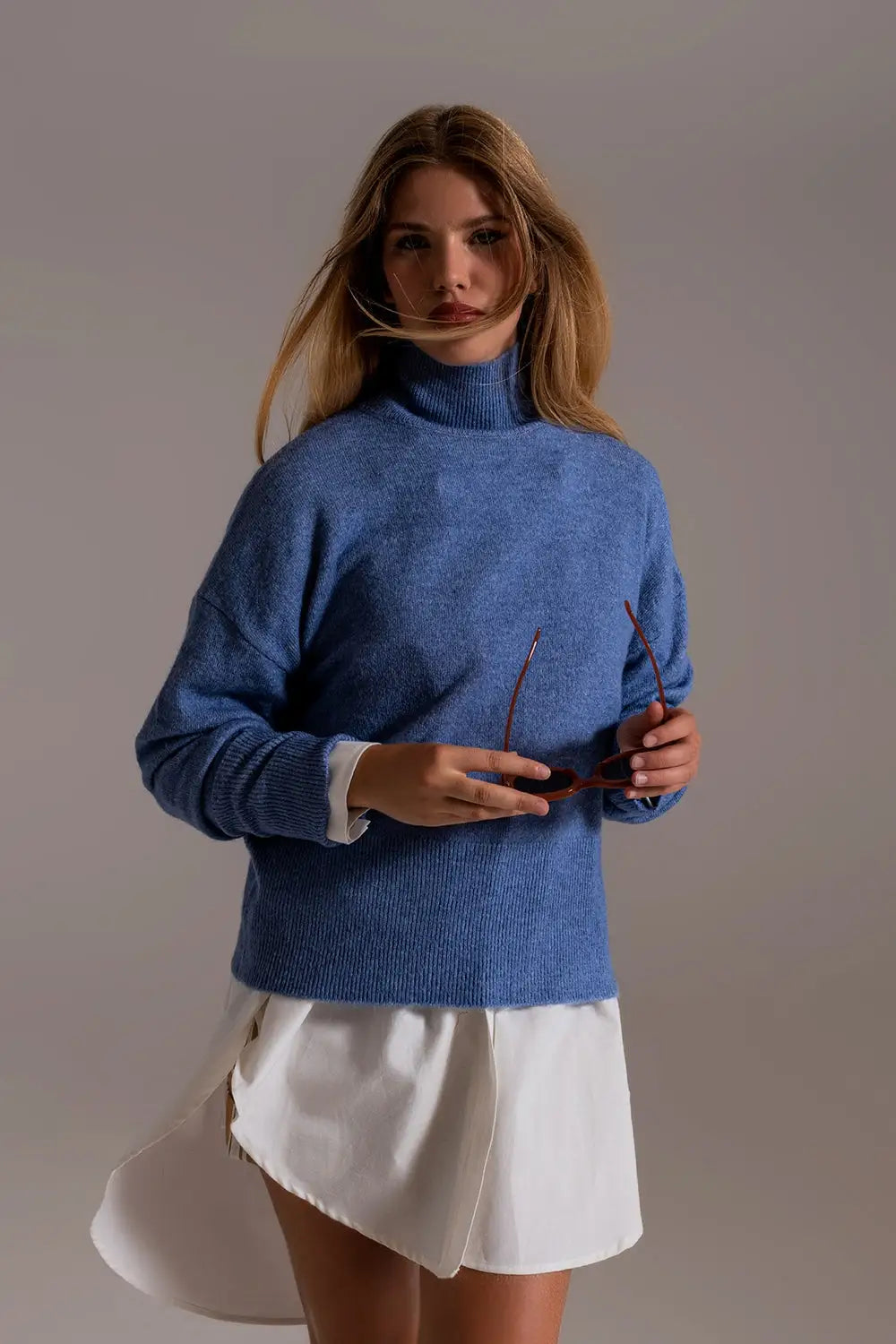 Blue turtleneck sweater in a soft knitted fabric - Sweaters
