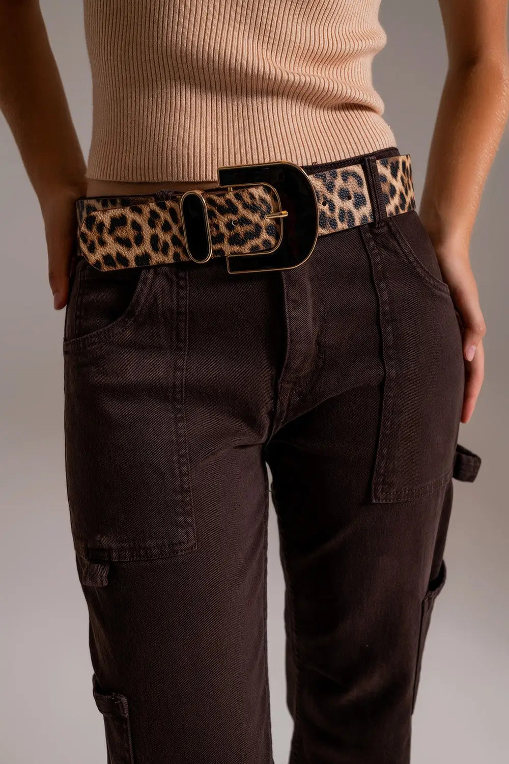 Straight Leg Cargo Pants in brown - Colored Jeans