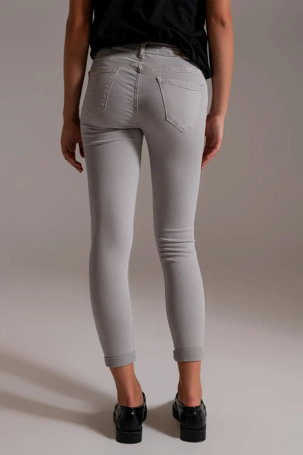 Light gray ankle jeans with soft wrinkles - Colored Jeans