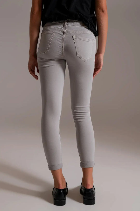 Light gray ankle jeans with soft wrinkles - Colored Jeans