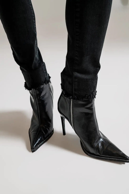 High waisted skinny jeans Distressed At The Hem in Black - Colored Jeans