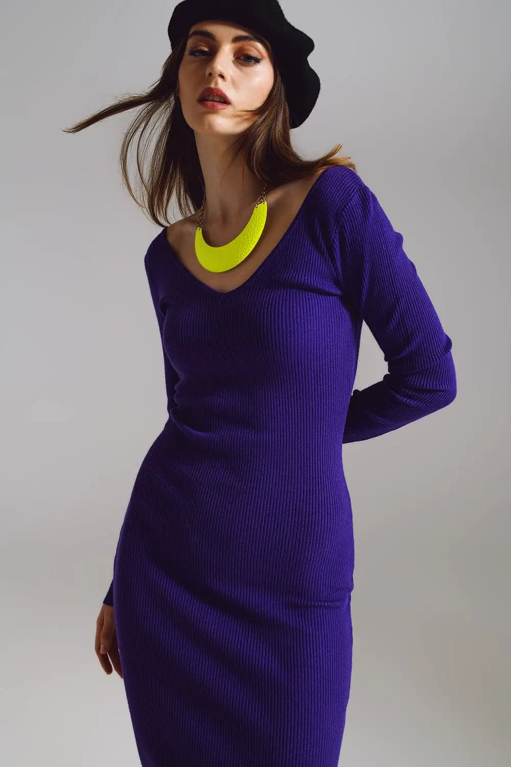 Bodycon Midi Knitted Dress With V-neckline in Purple - PURPLE / ONE - Dresses