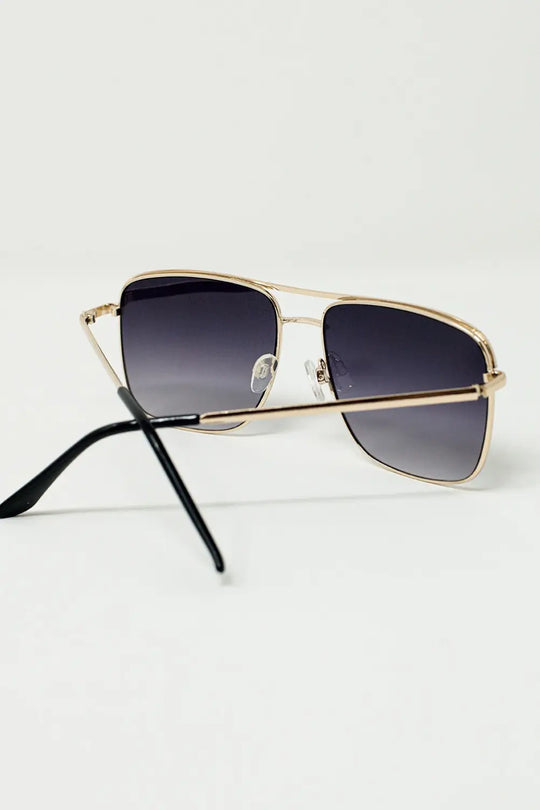 Aviator Vintage Sunglasses With Golden Rim - BLACK / ONE - Sunglasses