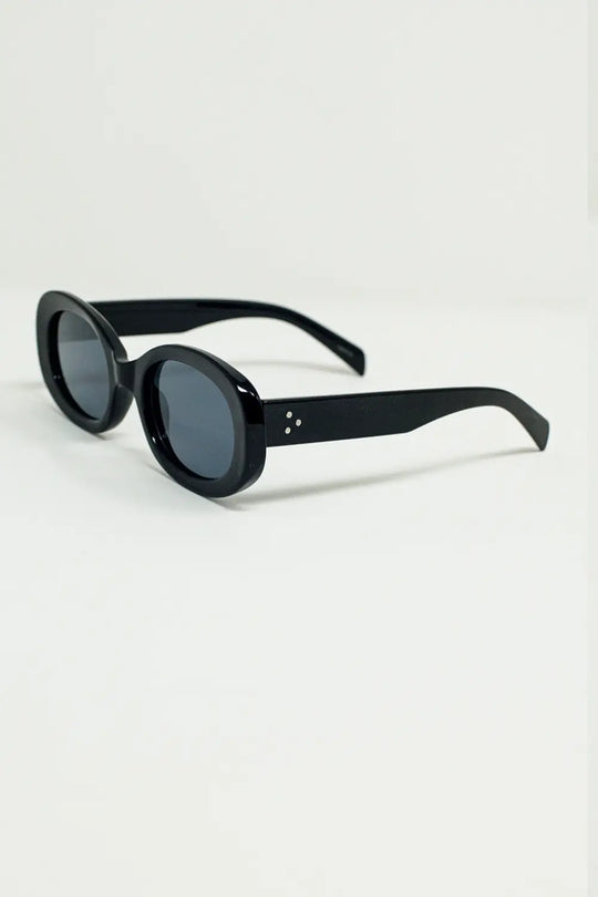 Oversized Oval Sunglasses in Black - BLACK / ONE - Sunglasses