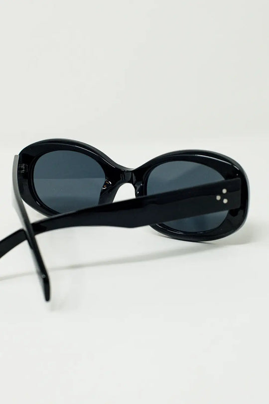 Oversized Oval Sunglasses in Black - BLACK / ONE - Sunglasses