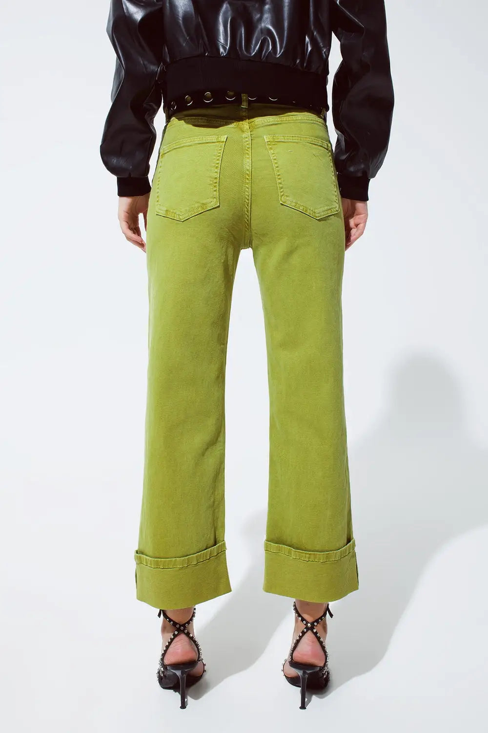 Straight Leg Jeans with Cropped Hem in olive green - Colored Jeans