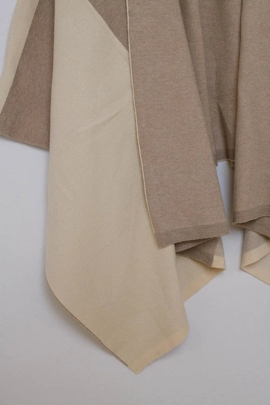 Asymmetrical poncho in light and dark brown - BEIGE / ONE - Jackets Cardigans