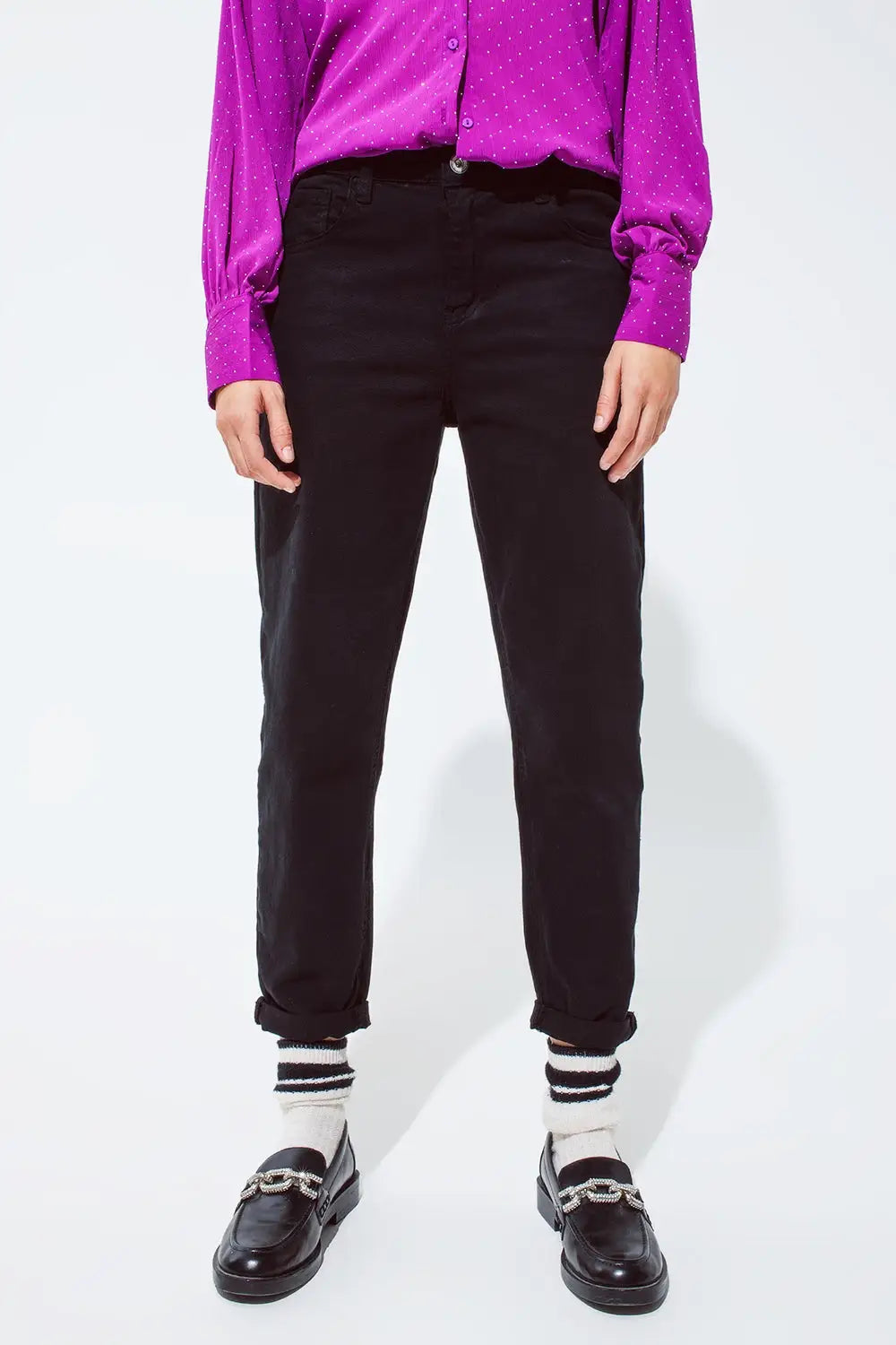 Cotton mid rise slouchy jean in black - Colored Jeans