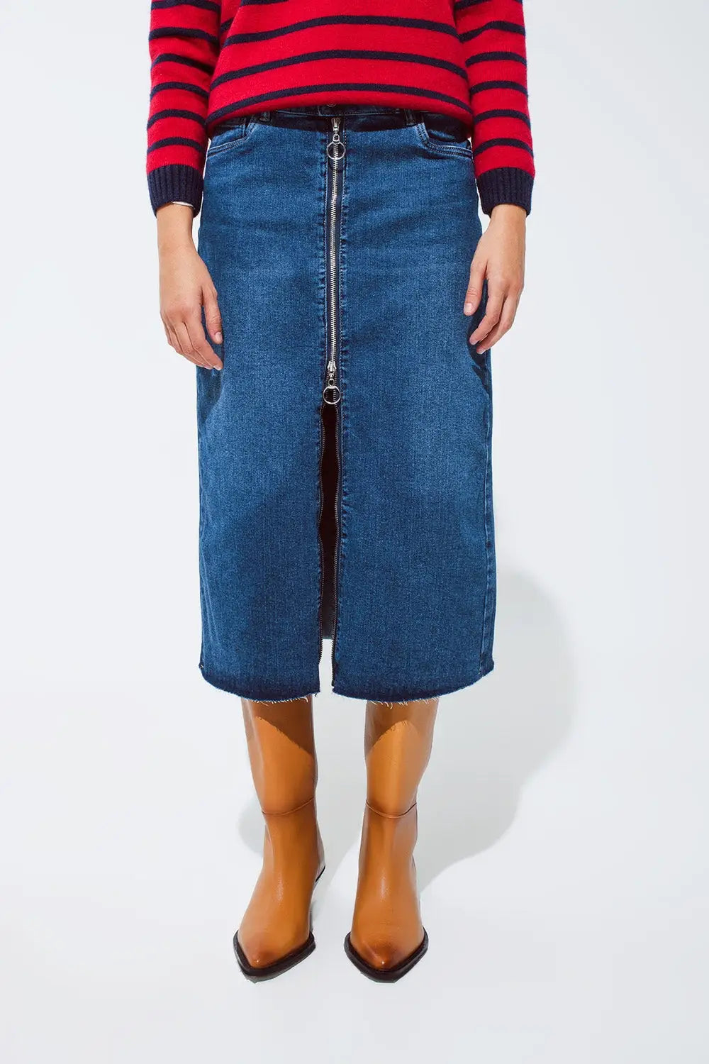 Blue maxi demin skirt with a long zipper chunky zipper down the front in Medium wash - Skirts