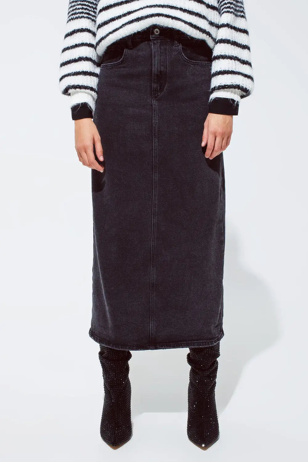 Maxi black denim skirt with a split on the back - Skirts