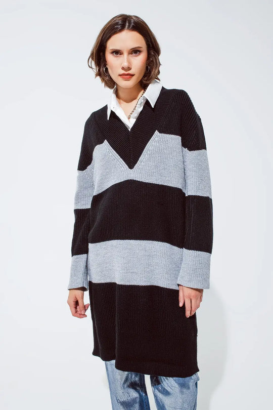 Oversized MIDI knitted dress with stripes and a wide v neck - Dresses
