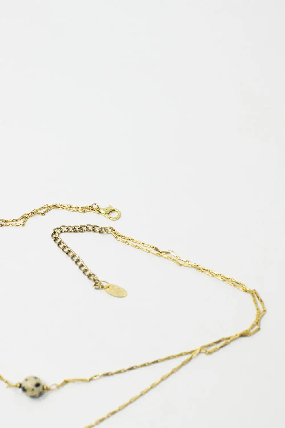 2 in 1 Necklace with marbled black and white stones - GOLD