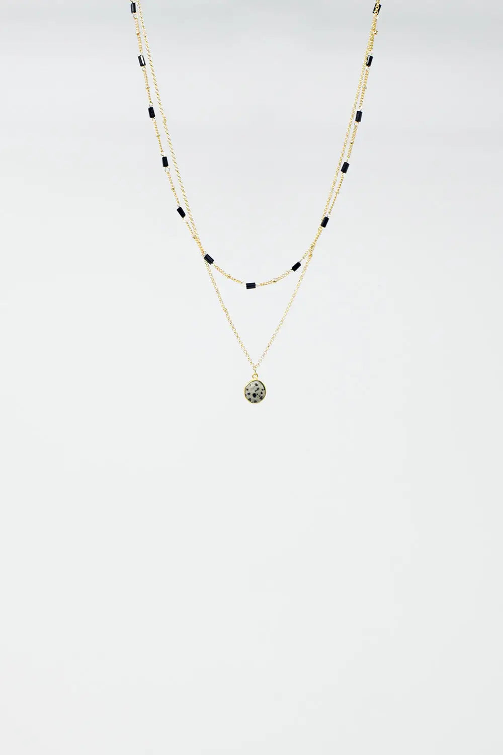 Short 2 in 1 Gold Necklace with Black Beads and White Marbled Stone. - GOLD
