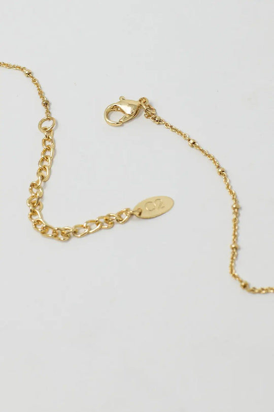 Dainty golden necklace with very sutil and beautiful star charm - GOLD