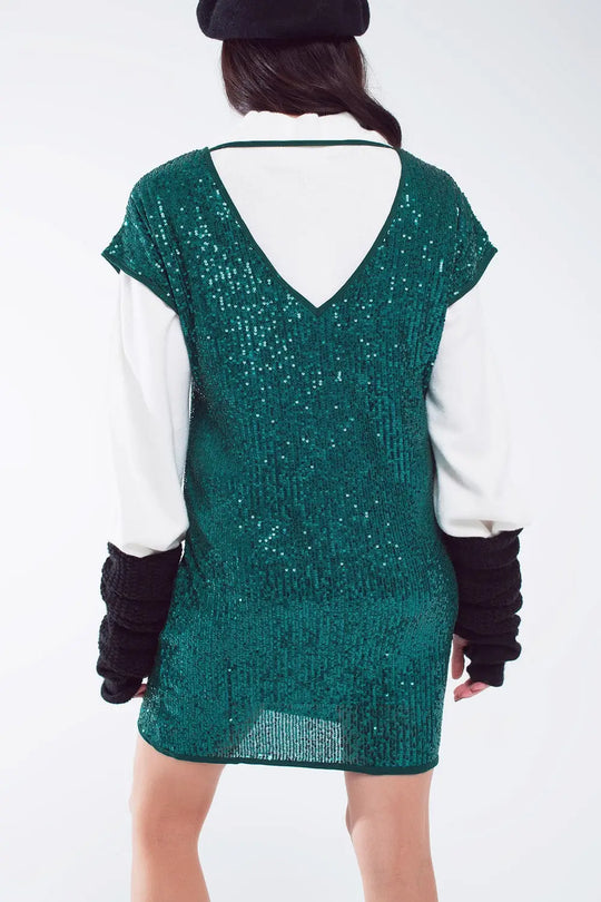 Relaxed Sequin Dress With Short Sleeves and Open Back in Green - Dresses