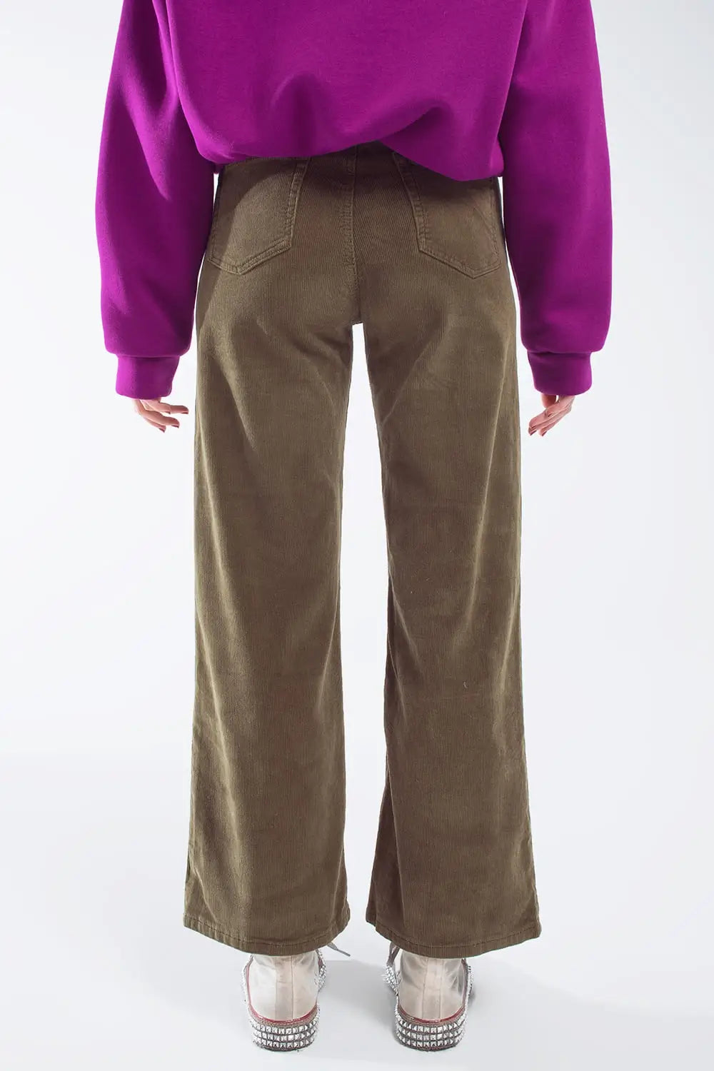 Cropped cord pants in khaki - Pants