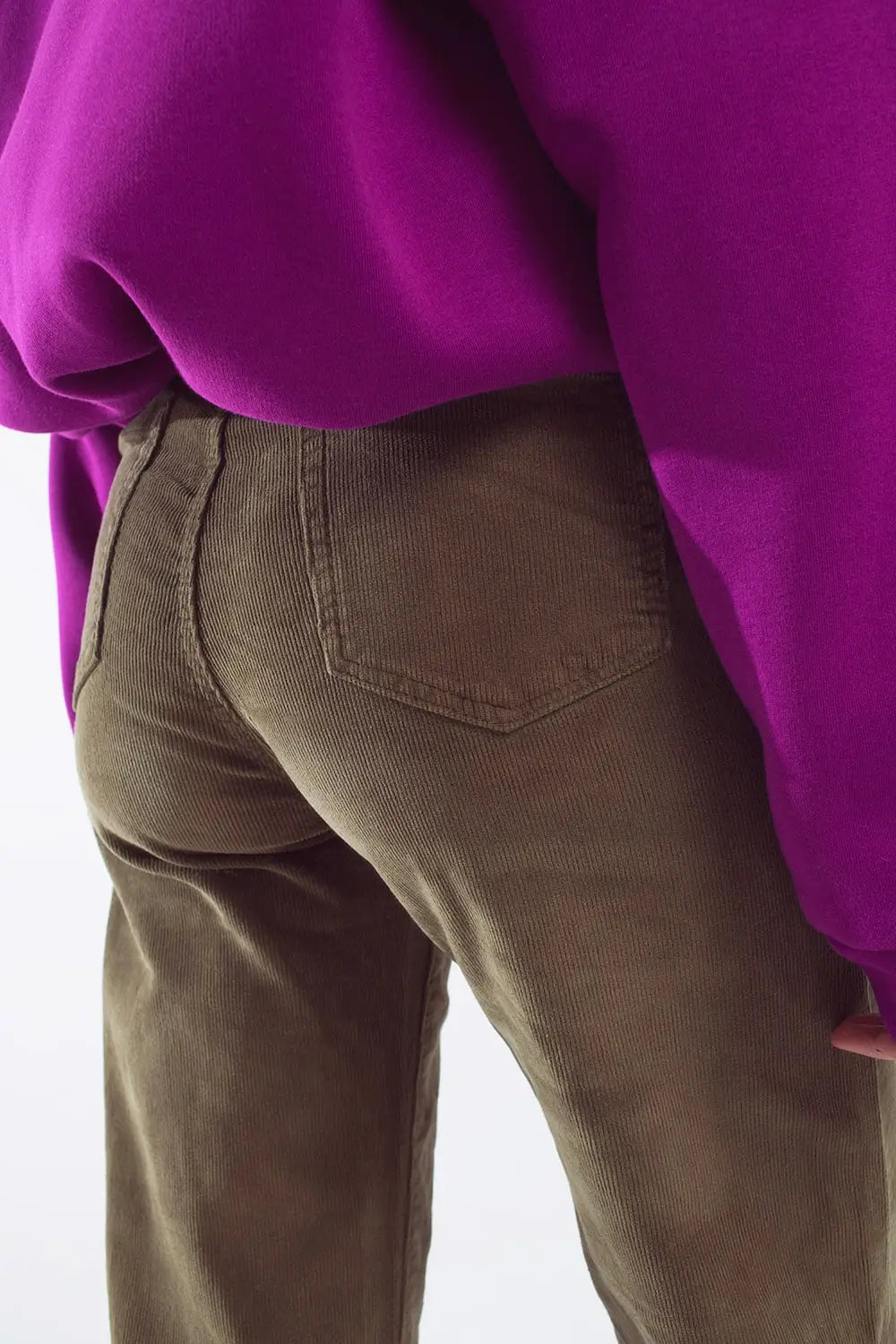 Cropped cord pants in khaki - Pants