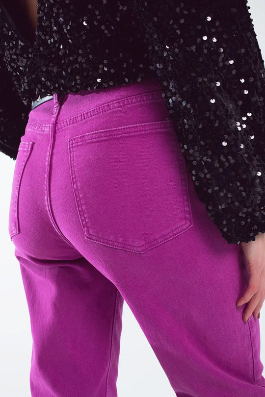 Cotton mid rise slouchy jean in Magenta - Colored Jeans