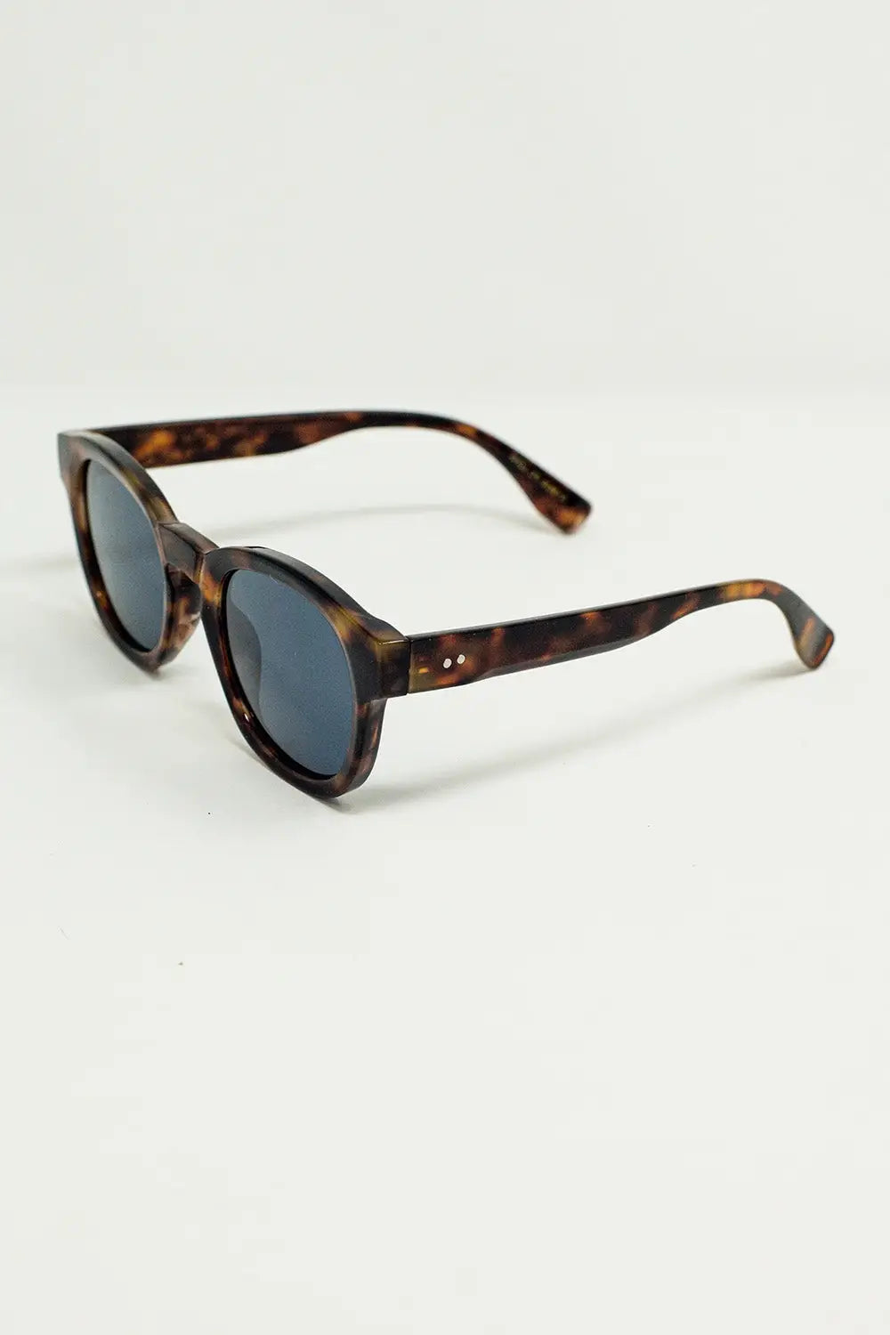 90’s Round Sunglasses With Black Lenses and Dark Brown Toroise Shell Frame - One Size / Brown