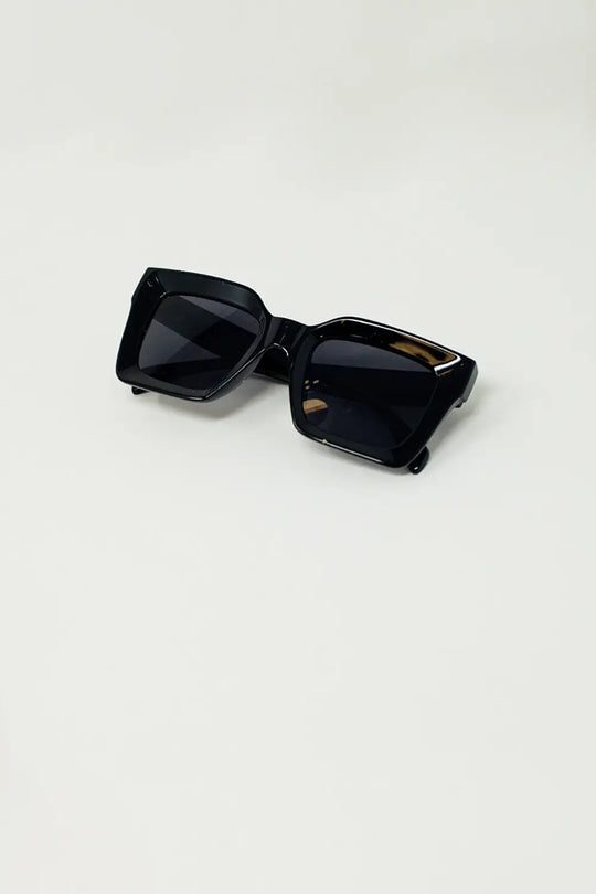 90’s Squared Sunglasses in black - One Size / Black