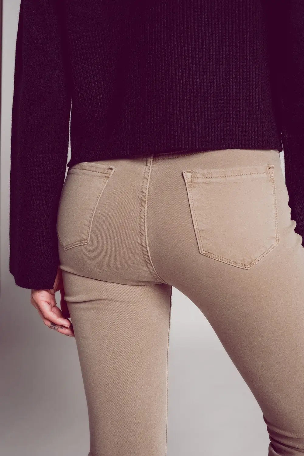 Flare jeans with raw hem edge in beige - Colored Jeans