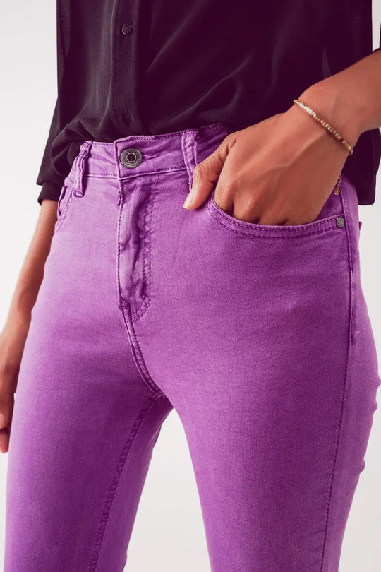 Flare jeans with raw hem edge in purple - Colored Jeans