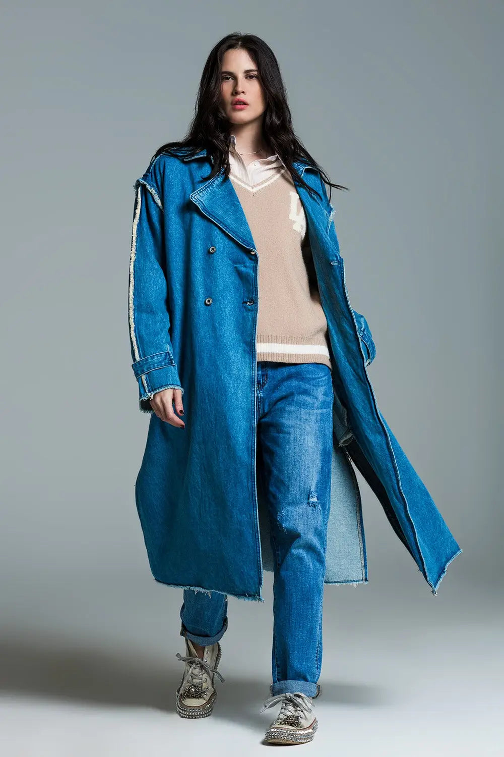 Demin trench coat with belt and raw edges in mid wash - Jackets